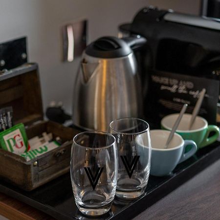 Village Hotel Manchester Cheadle Cheadle  Dış mekan fotoğraf