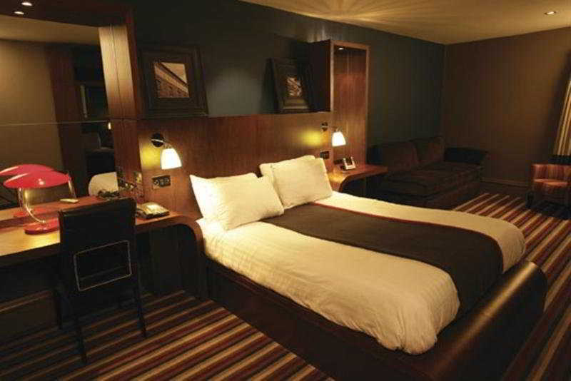 Village Hotel Manchester Cheadle Cheadle  Oda fotoğraf